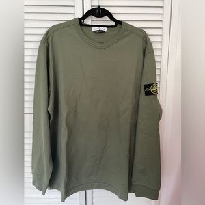 Brand New without tags, Men’s Stone Island long sleeve.